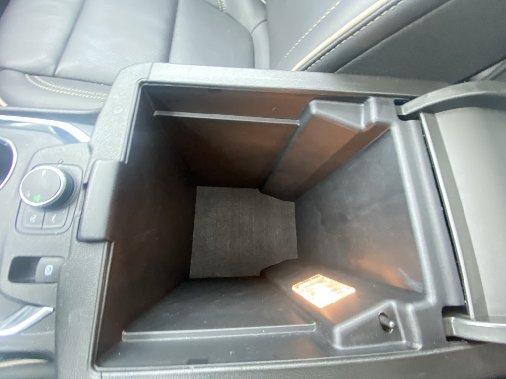 2022 Chevrolet Traverse Premier photo 34