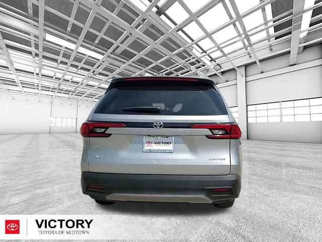 2024 Toyota Grand Highlander Limited AWD photo 4