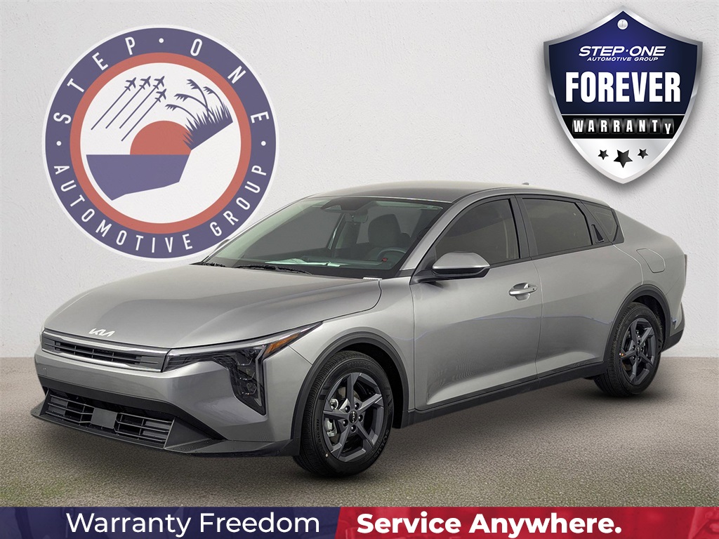 2025 Kia K4 LXS's photo