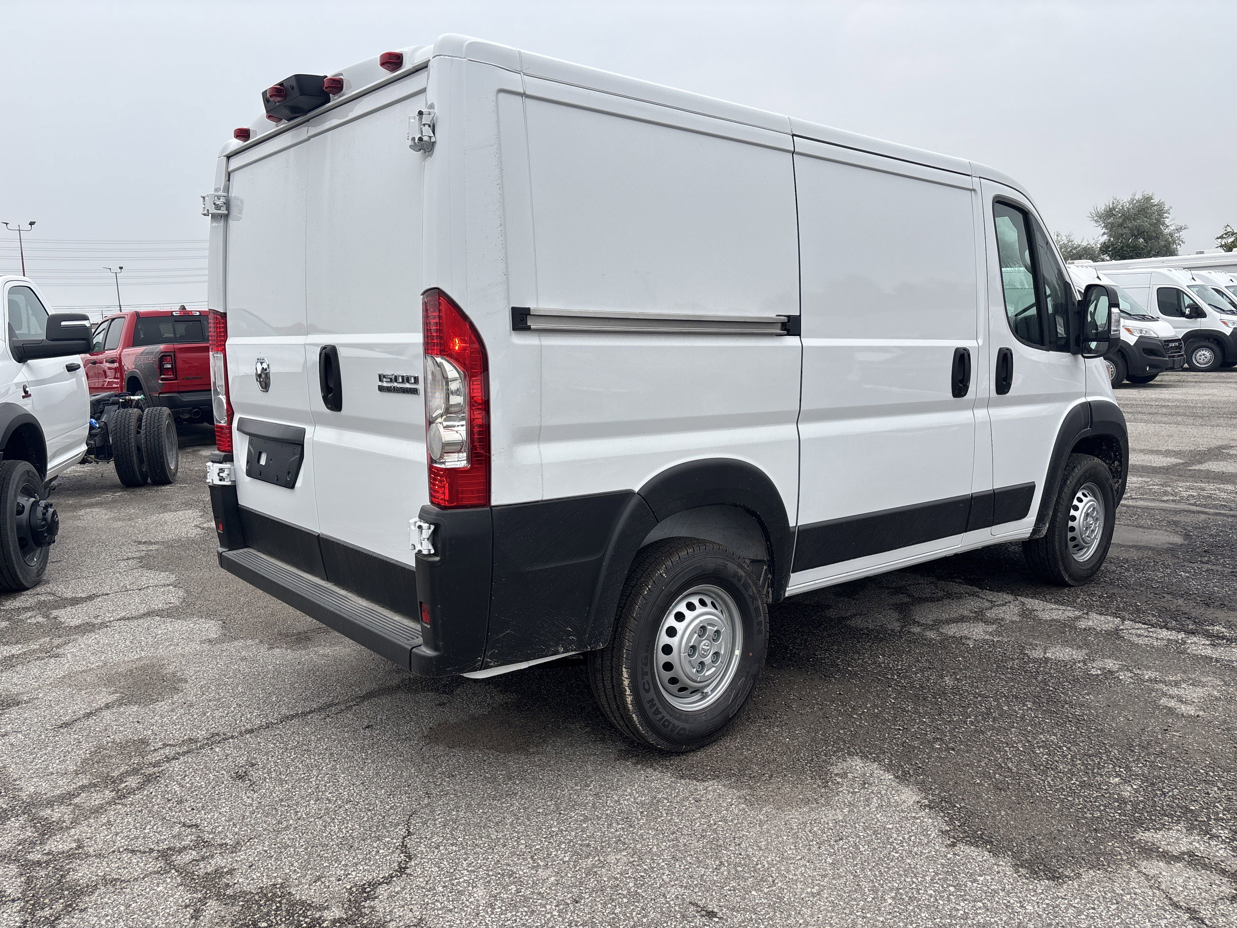 New 2025 Bright White Ram Tradesman image 5