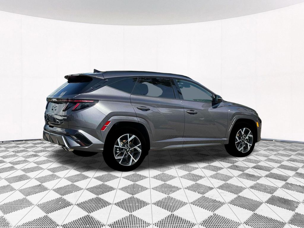 2025 Hyundai Tucson Hybrid N Line photo 8