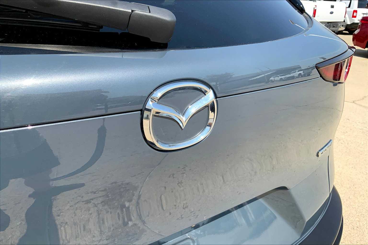 2024 Mazda CX-30 2.5 S Carbon photo 9