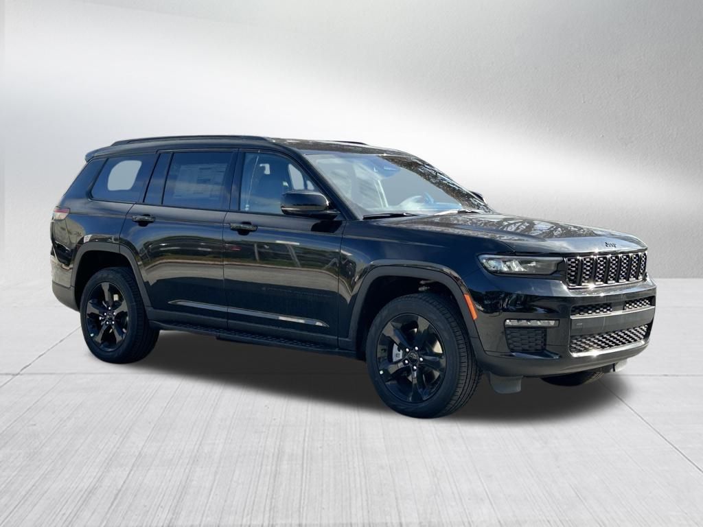 2025 Jeep Grand Cherokee Limited photo 2