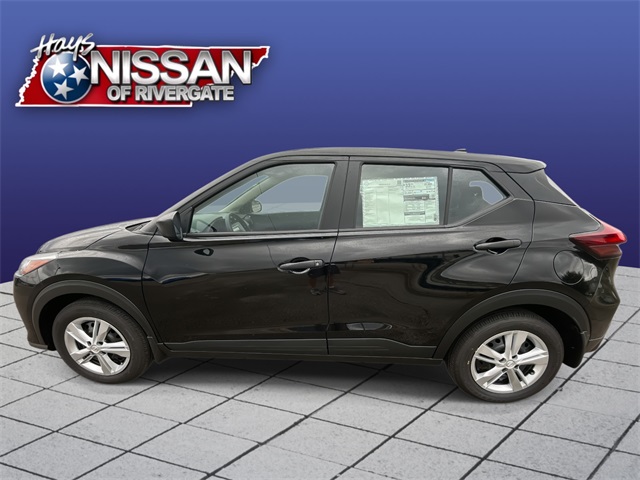 2025 Nissan Kicks Play S photo 2