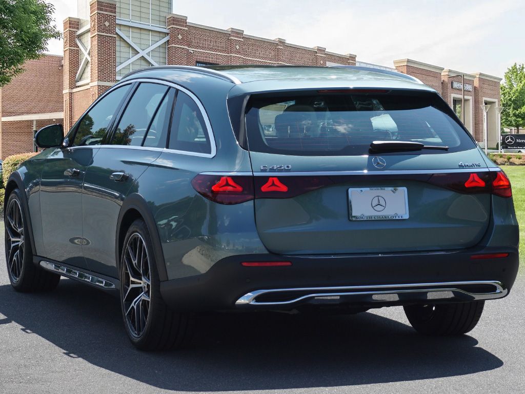 2026 Mercedes Benz E 450 4MATIC All-Terrain photo 4
