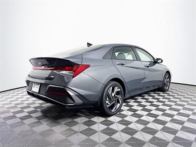 2025 Hyundai Elantra Hybrid SEL Sport photo 6