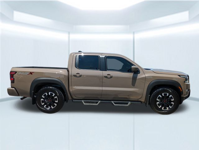 2023 Nissan Frontier PRO-X photo 6