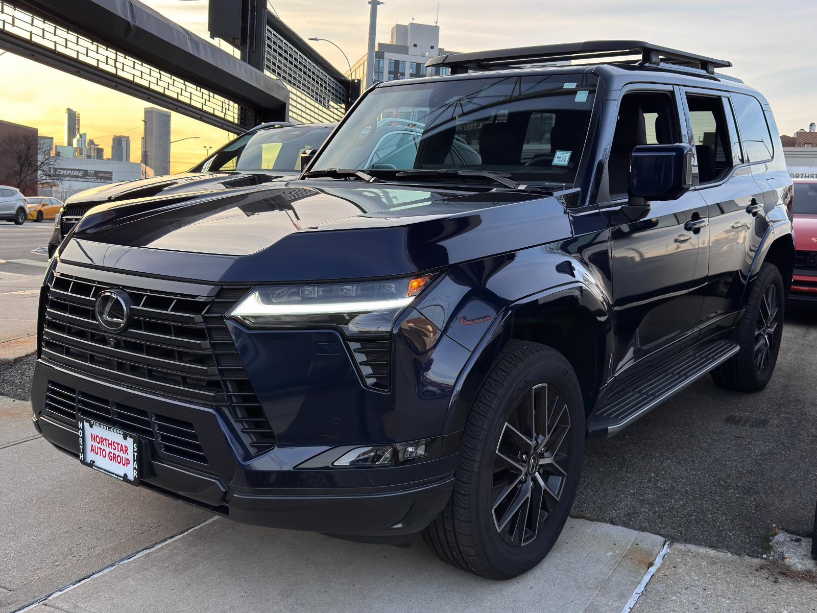 2024 Lexus GX Premium's photo