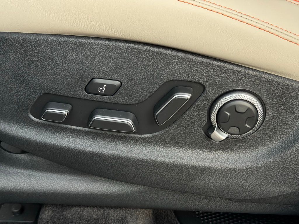 2026 Genesis GV70 3.5T Sport Prestige photo 26