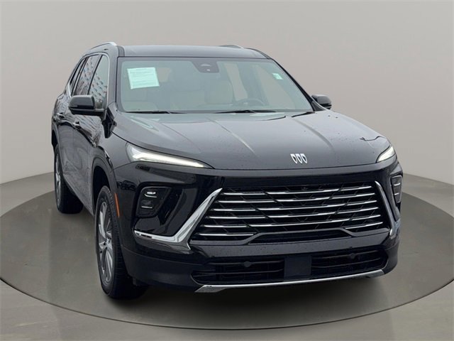 2025 Buick Enclave Preferred photo 2