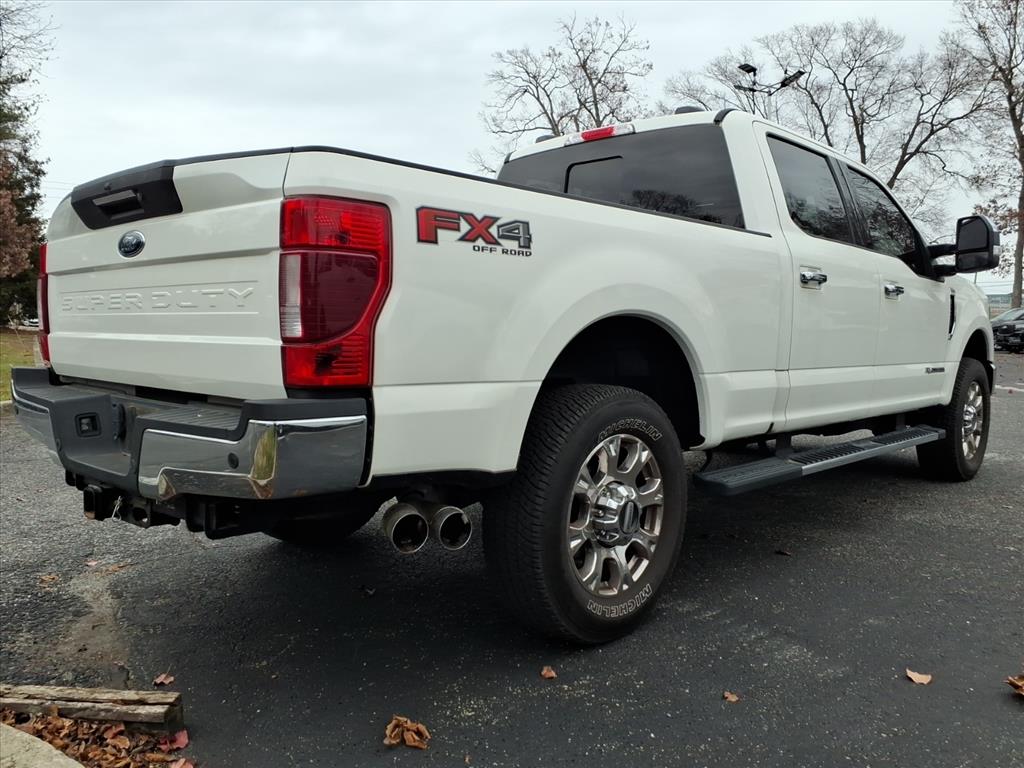 2021 Ford F-350 Lariat photo 2