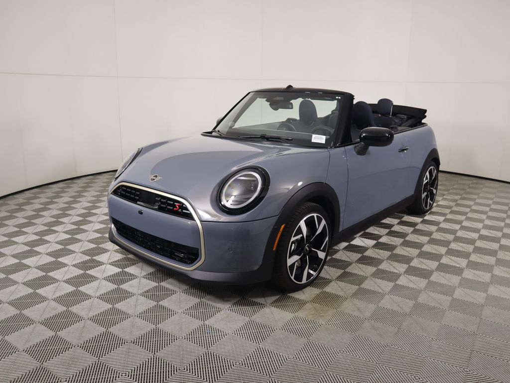 2025 MINI Convertible S's photo
