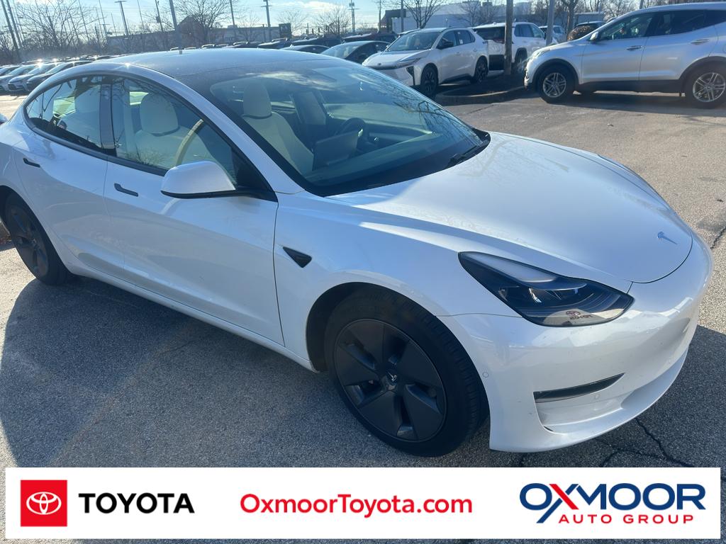 2021 Tesla Model 3 Base's photo