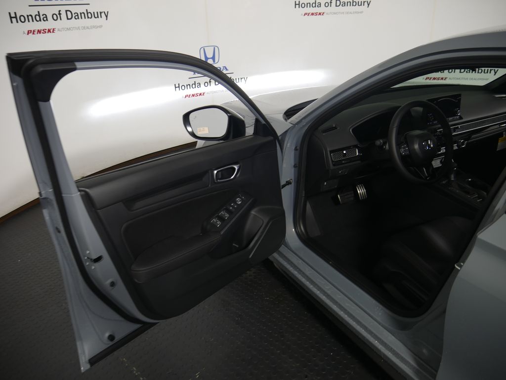 2026 Honda Civic Hatchback Sport photo 10