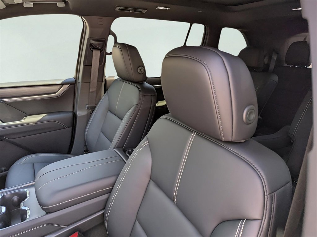 2026 Gmc Acadia Elevation photo 8