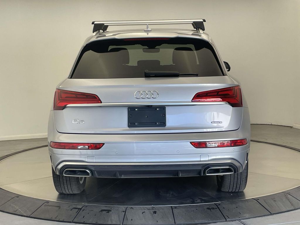 2022 Audi Q5 e 55 photo 4