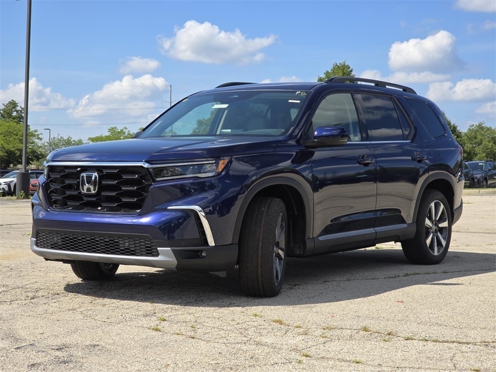 2025 Honda Pilot Touring photo 3
