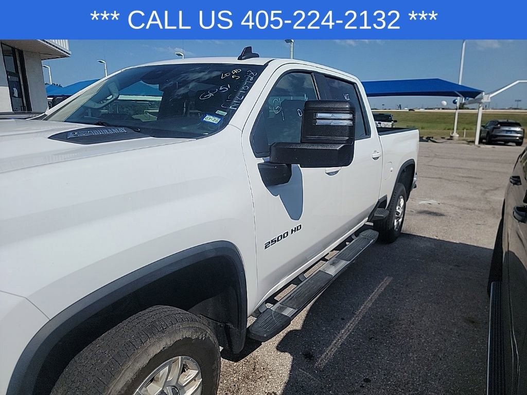 2024 Chevrolet Silverado 2500HD LT photo 4