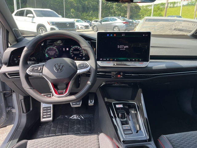 2025 Volkswagen Golf GTI SE photo 17