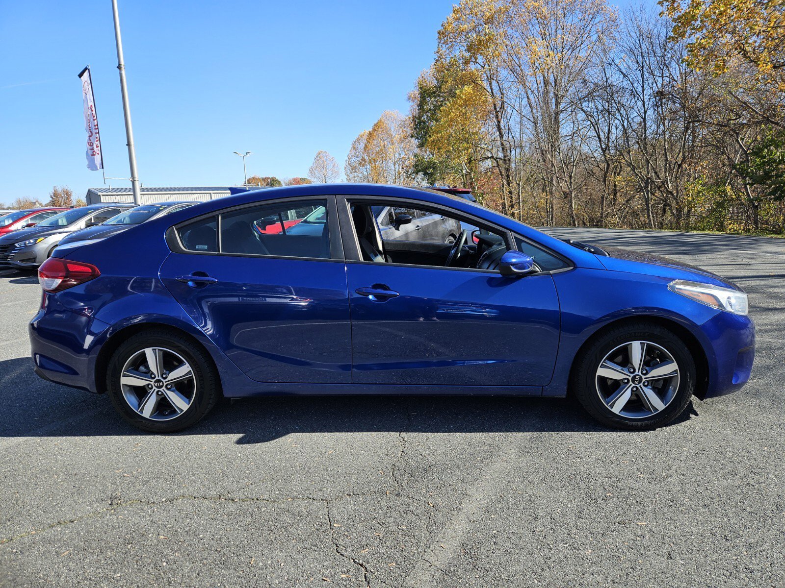 2018 Kia Forte LX photo 3
