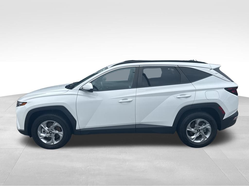 2024 Hyundai Tucson SEL photo 2