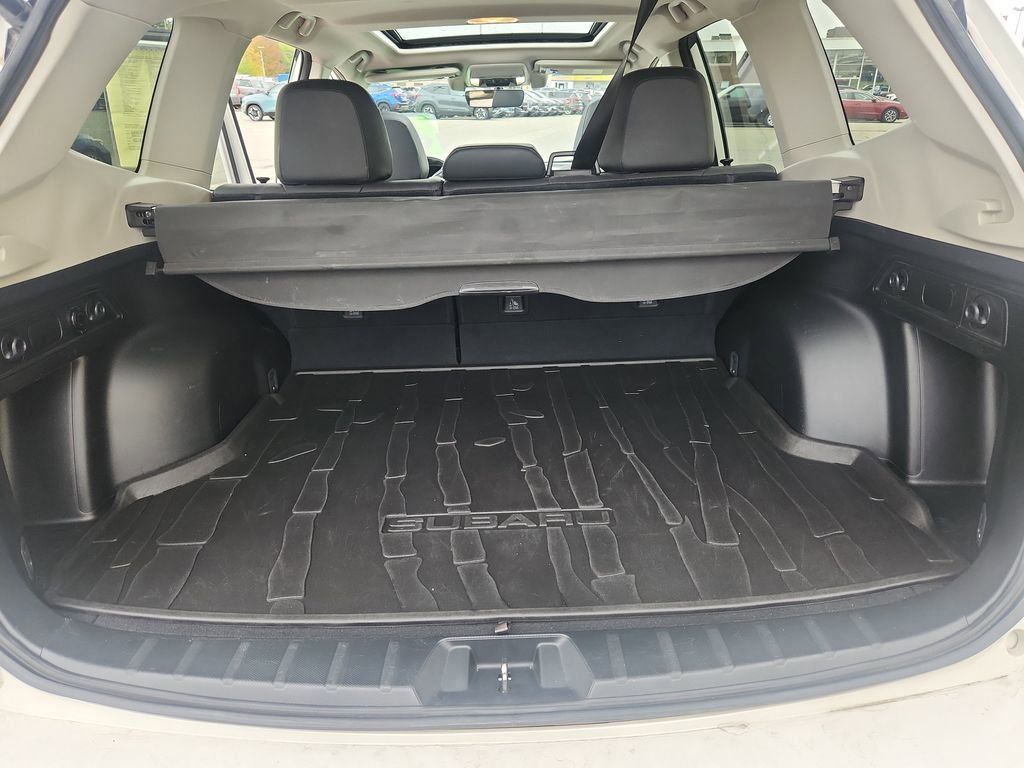2019 Subaru Forester Limited photo 32