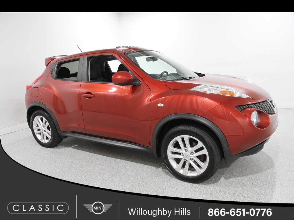 2014 Nissan JUKE SV's photo
