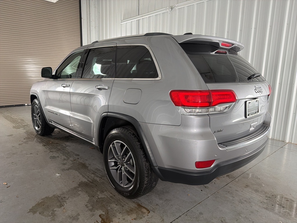 2019 Jeep Grand Cherokee Limited photo 3