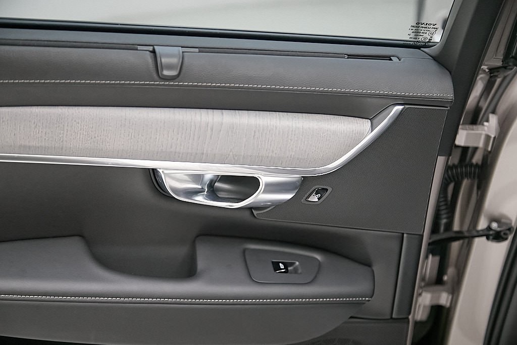 2026 VOLVO V90CC - Image 23