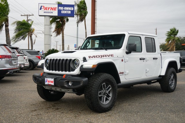 2025 Jeep Gladiator Mojave's photo