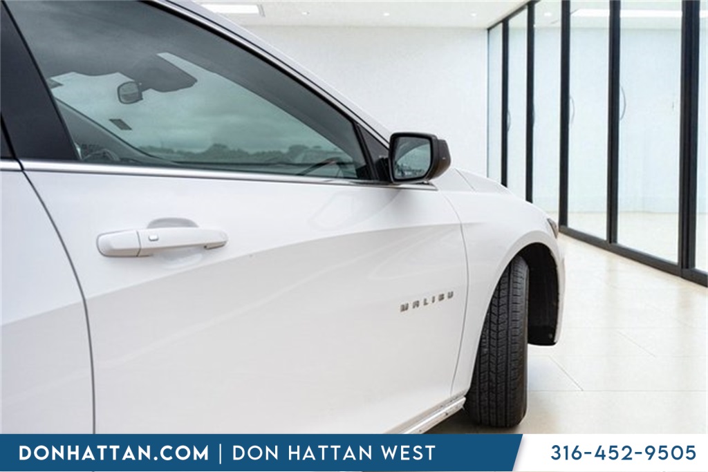 2023 Chevrolet Malibu 1LT photo 31