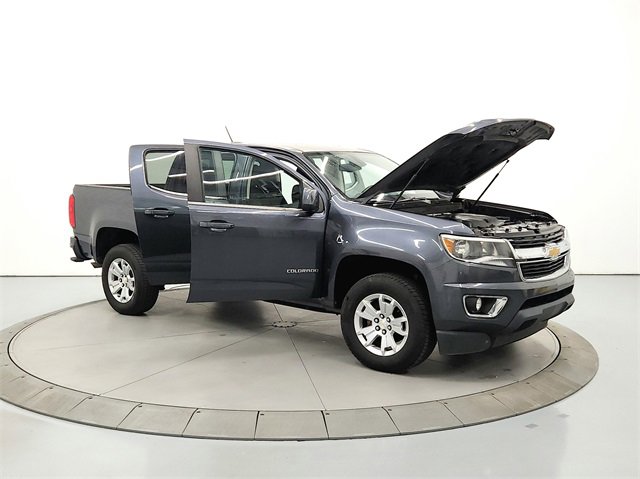2017 Chevrolet Colorado LT photo 9
