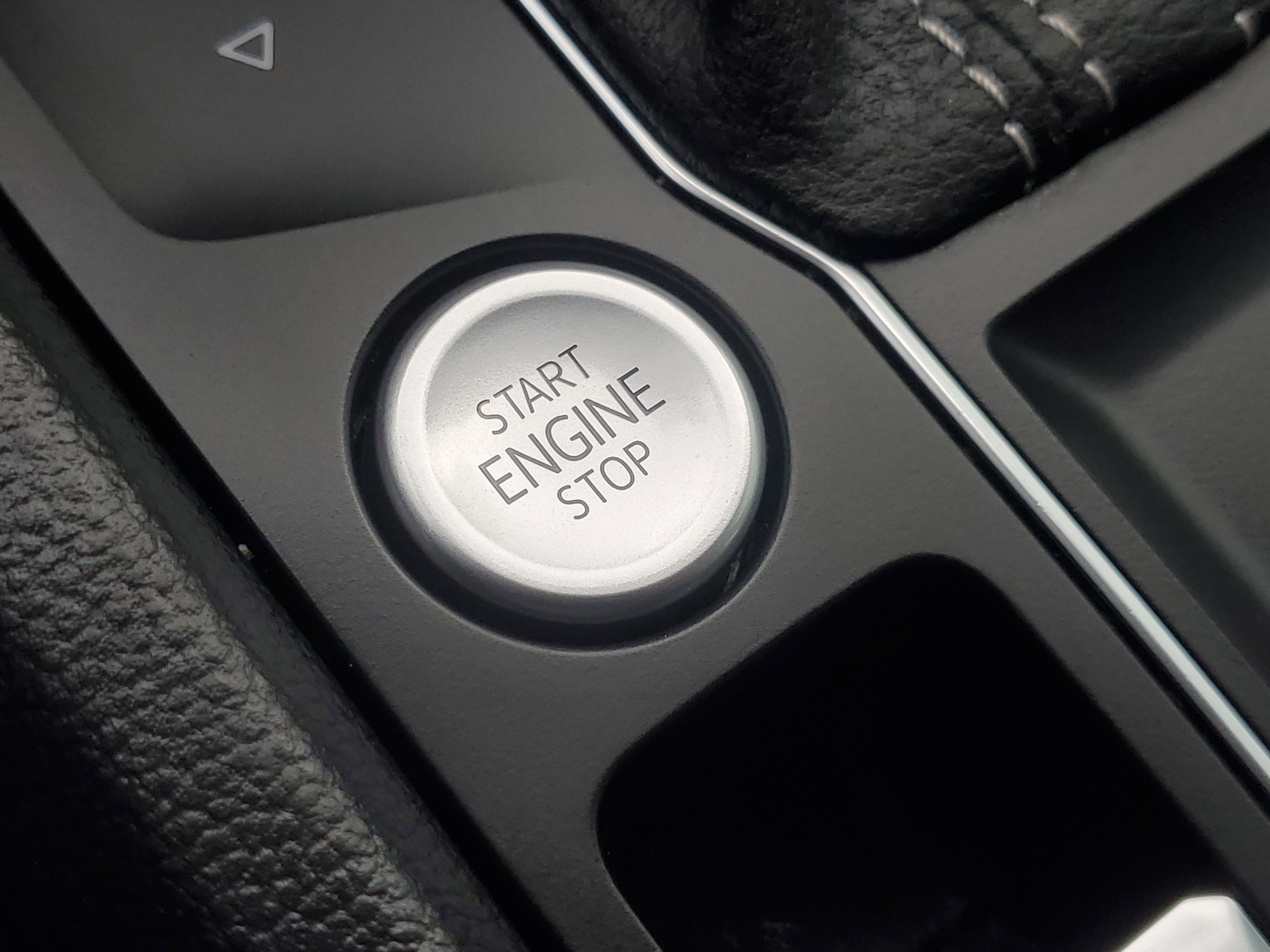 2023 Volkswagen Atlas V6 SE Technology photo 8