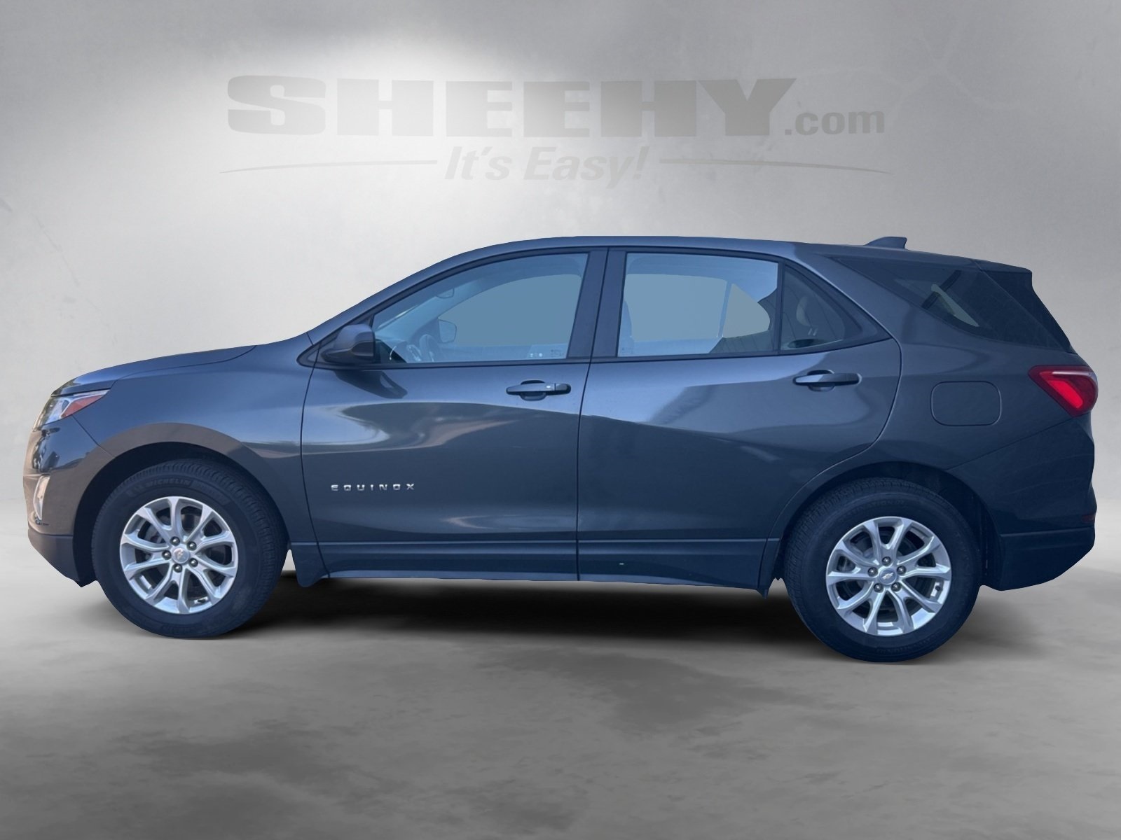 2021 Chevrolet Equinox LS photo 14
