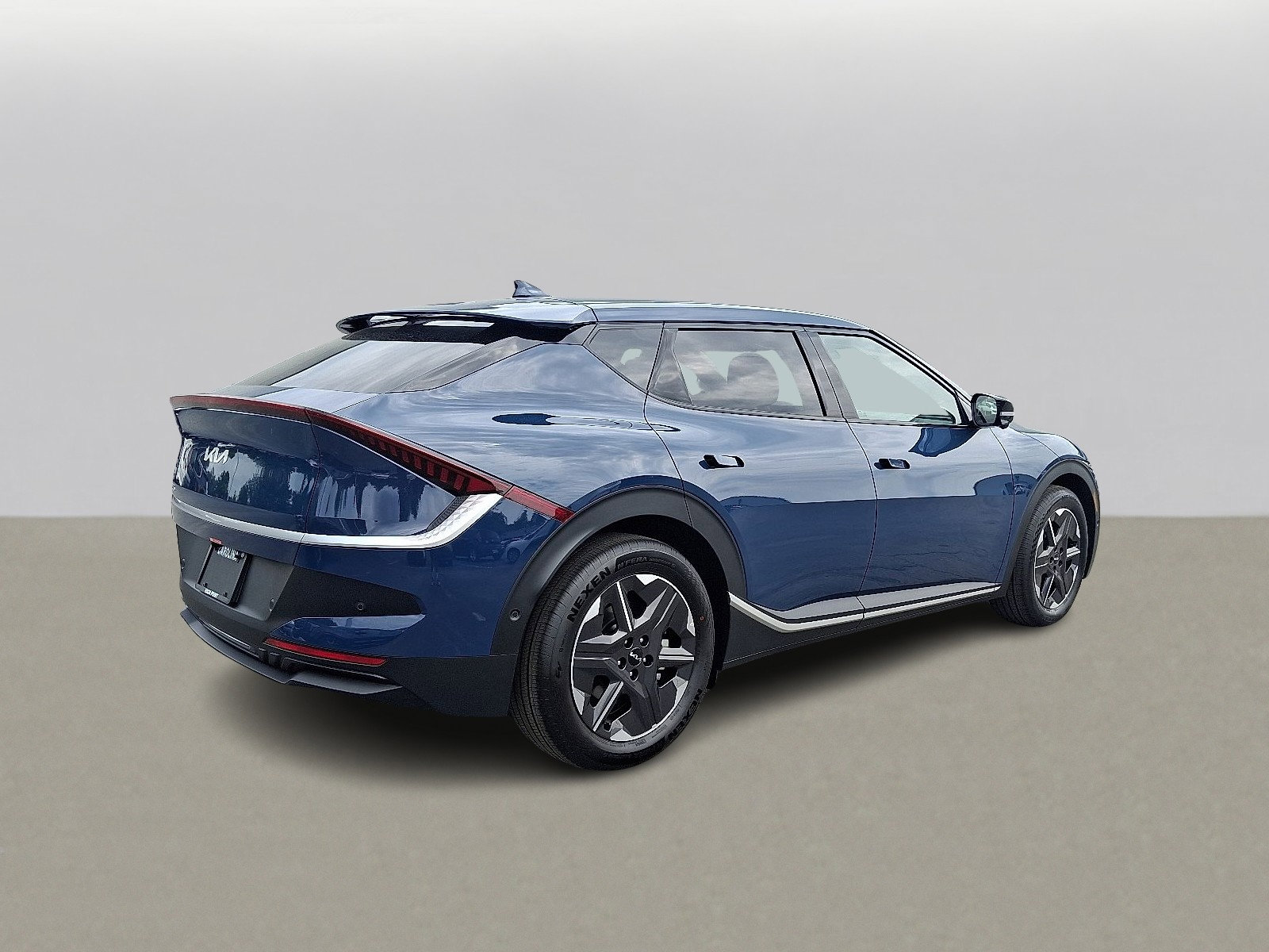 2025 Kia EV6 Light photo 4