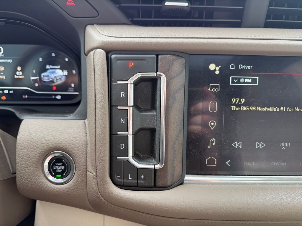 2023 Gmc Yukon XL Denali photo 13