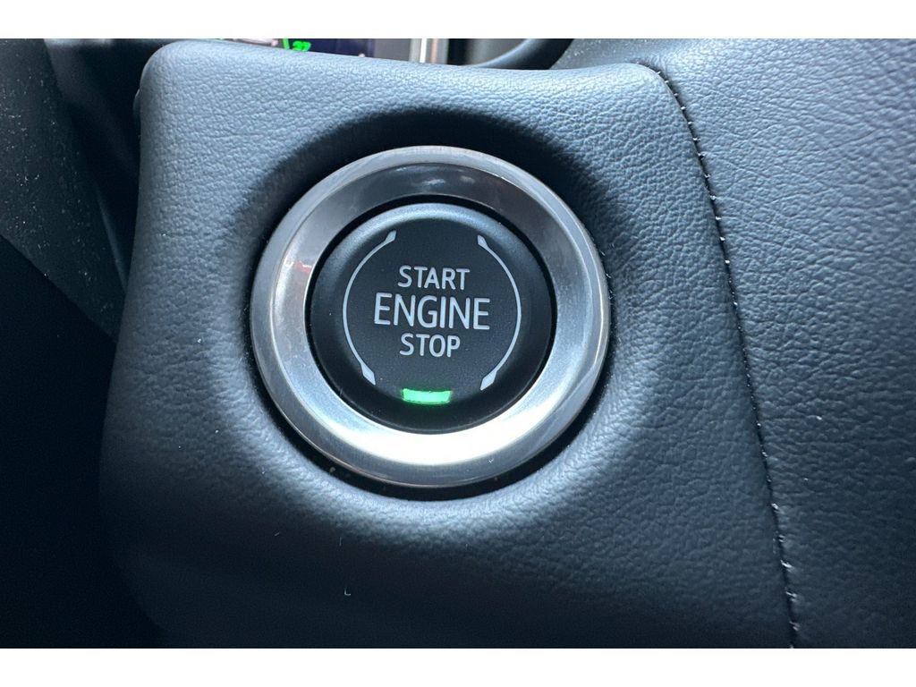 2022 Chevrolet Suburban 1500 Z71 photo 35
