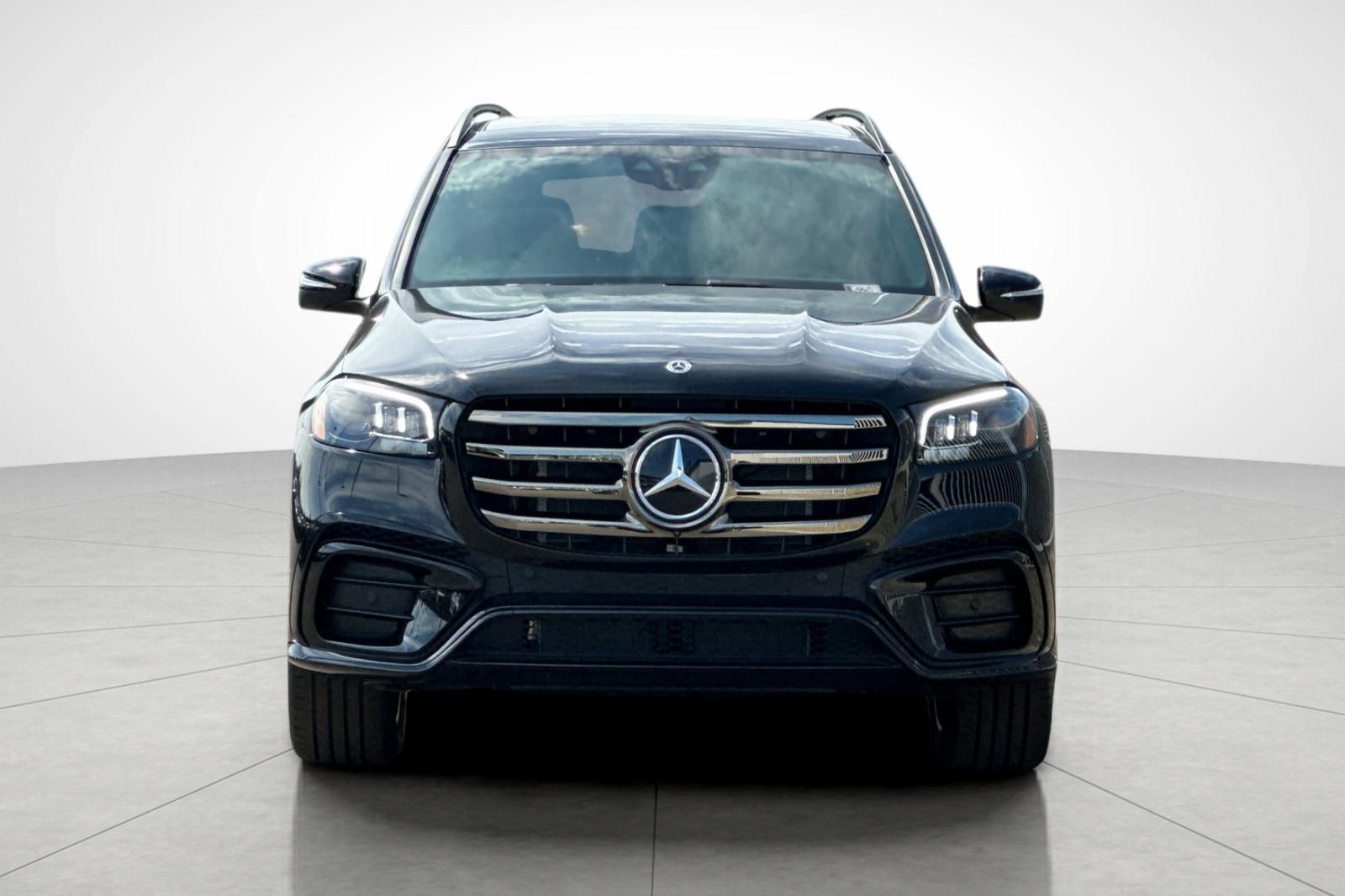 2025 Mercedes Benz GLS 450 4MATIC photo 7