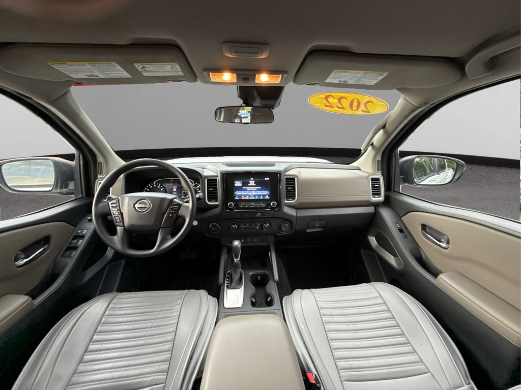 2022 Nissan Frontier SV photo 23
