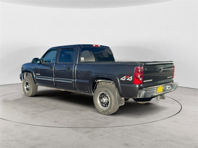 2003 Chevrolet Silverado LT photo 3
