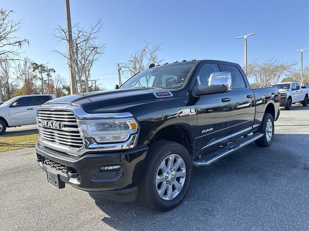 2023 RAM Ram 3500 Pickup Laramie's photo