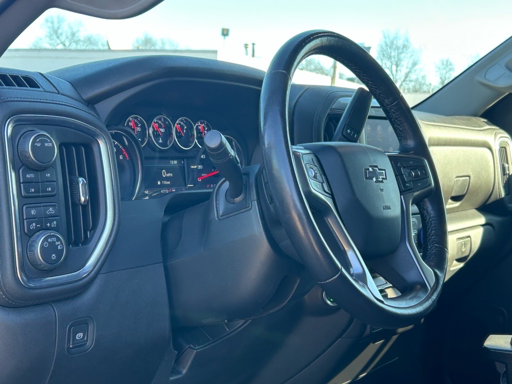 2021 Chevrolet Silverado 1500 RST photo 11