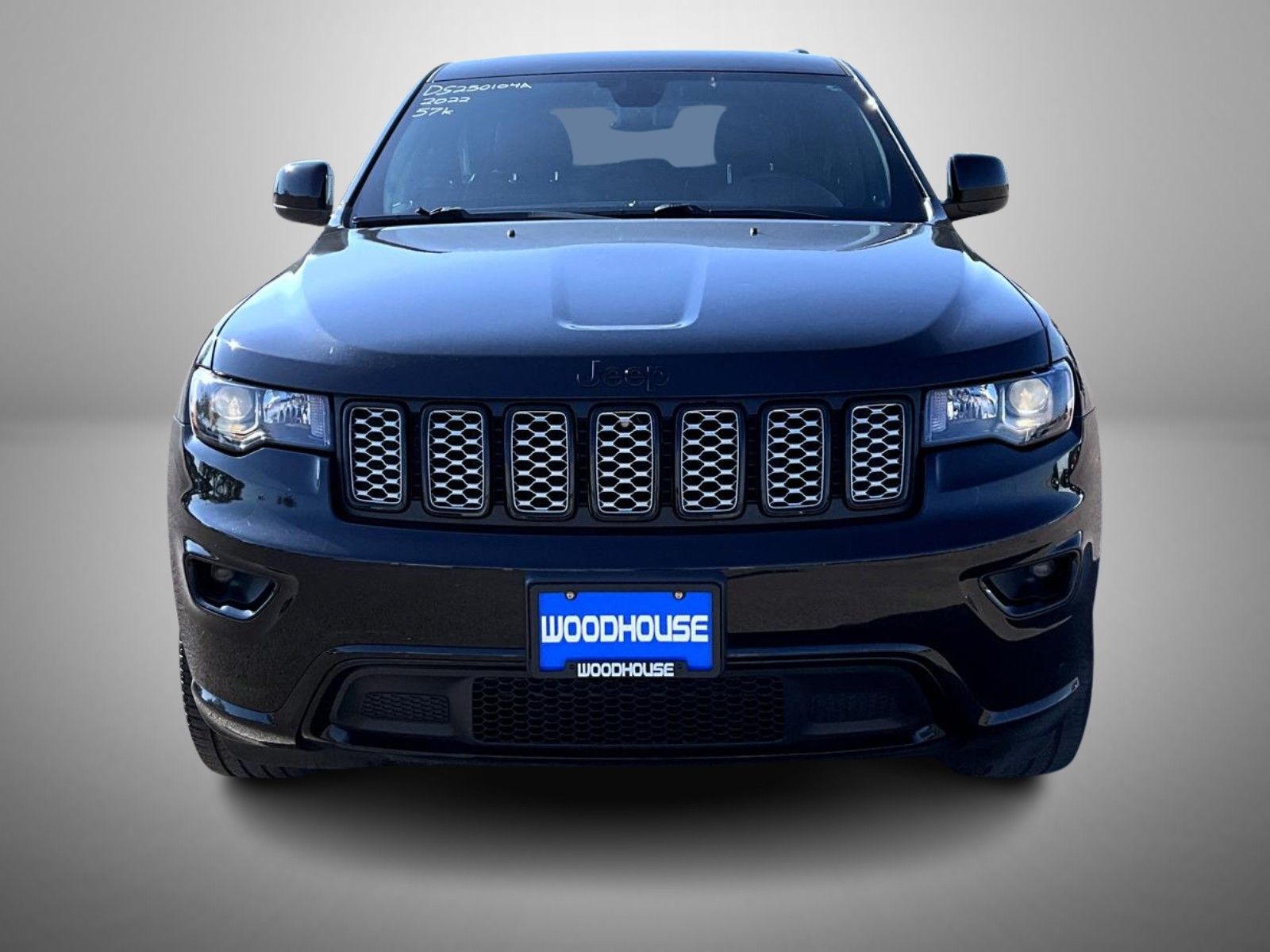 2022 Jeep Cherokee Laredo X photo 2