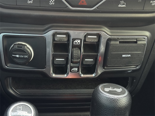 2021 Jeep Wrangler S Unlimited Sport photo 34