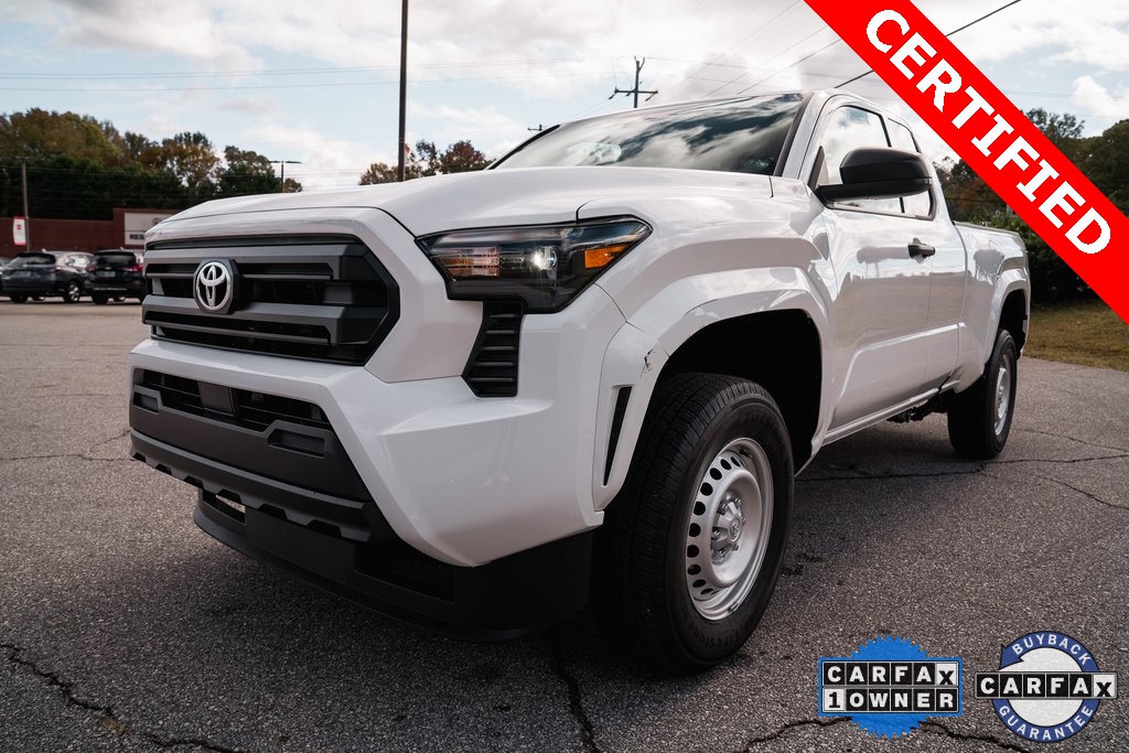 2025 Toyota Tacoma SR photo 3