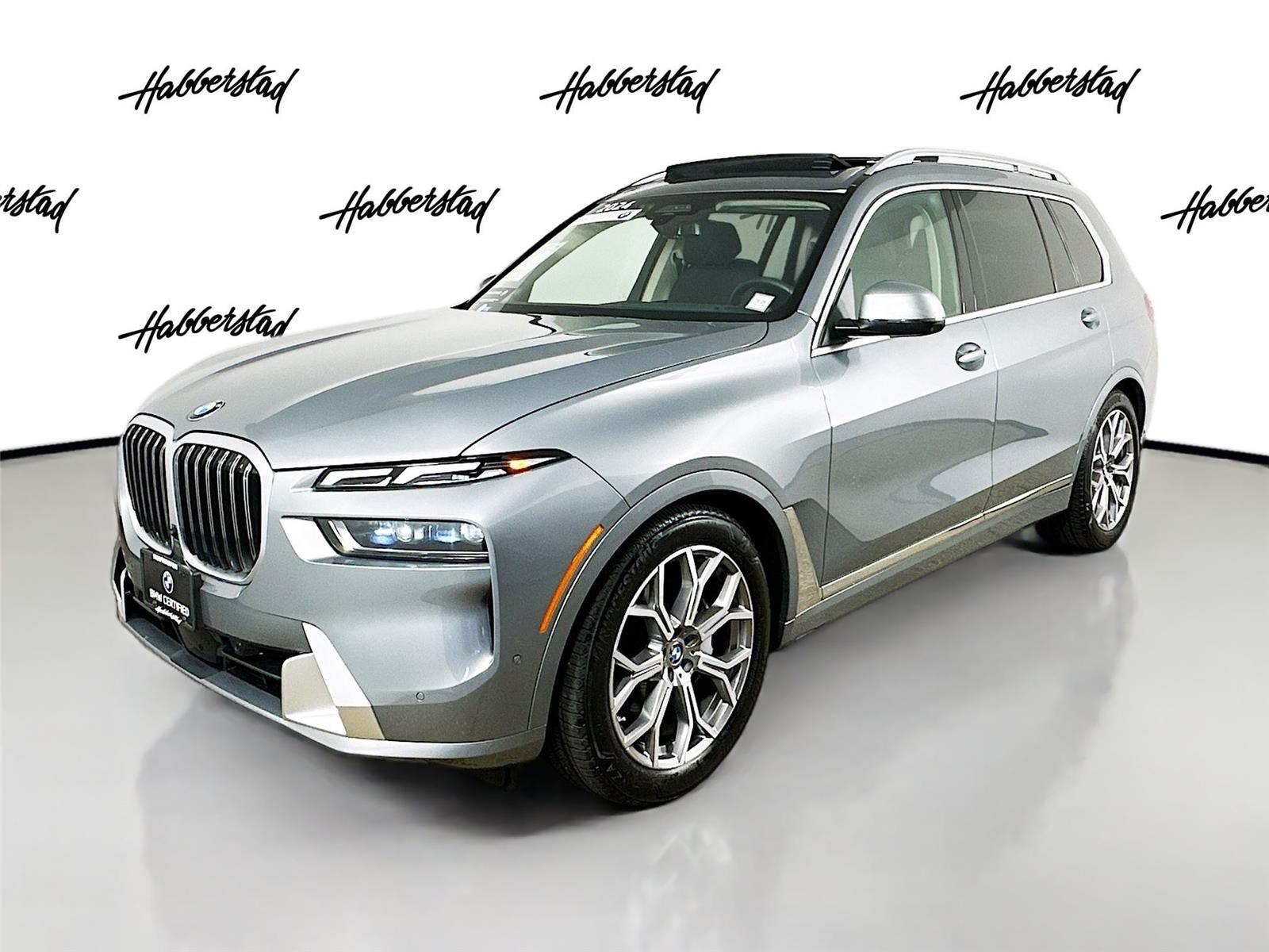 2024 BMW X7 40i's photo