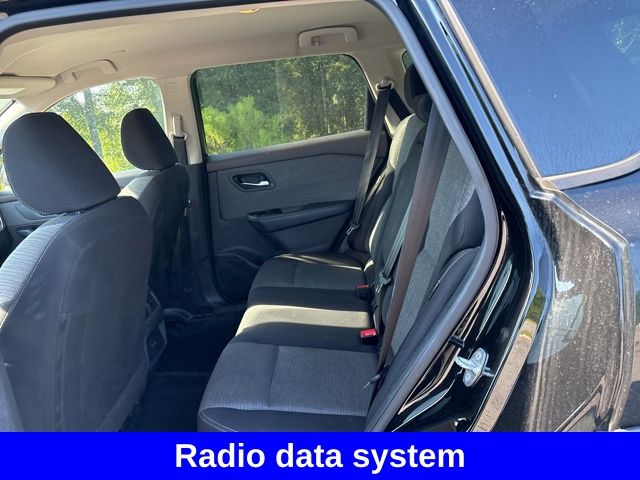 2023 Nissan Rogue SV photo 5