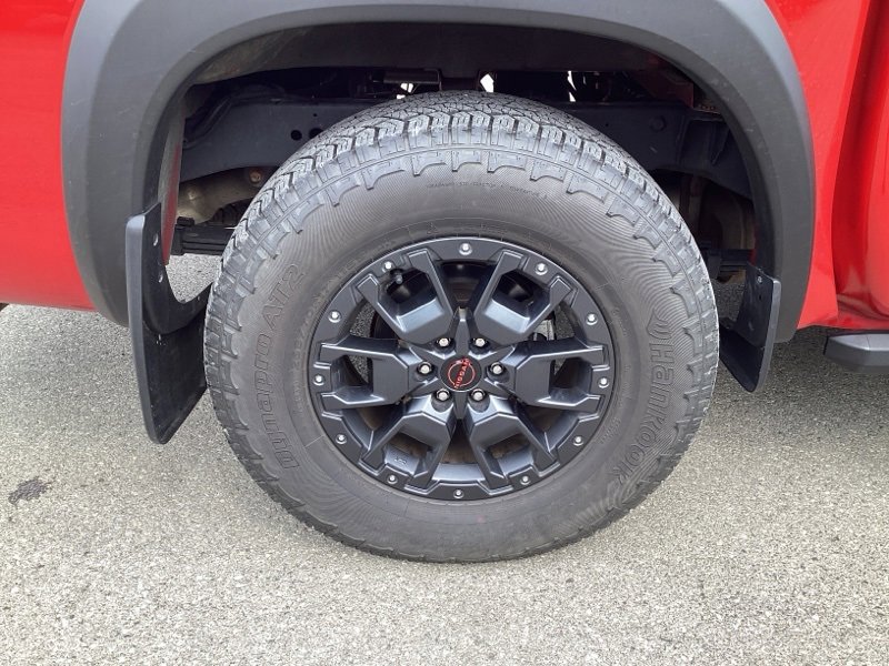 2024 Nissan Frontier PRO-4X Crew Cab photo 7
