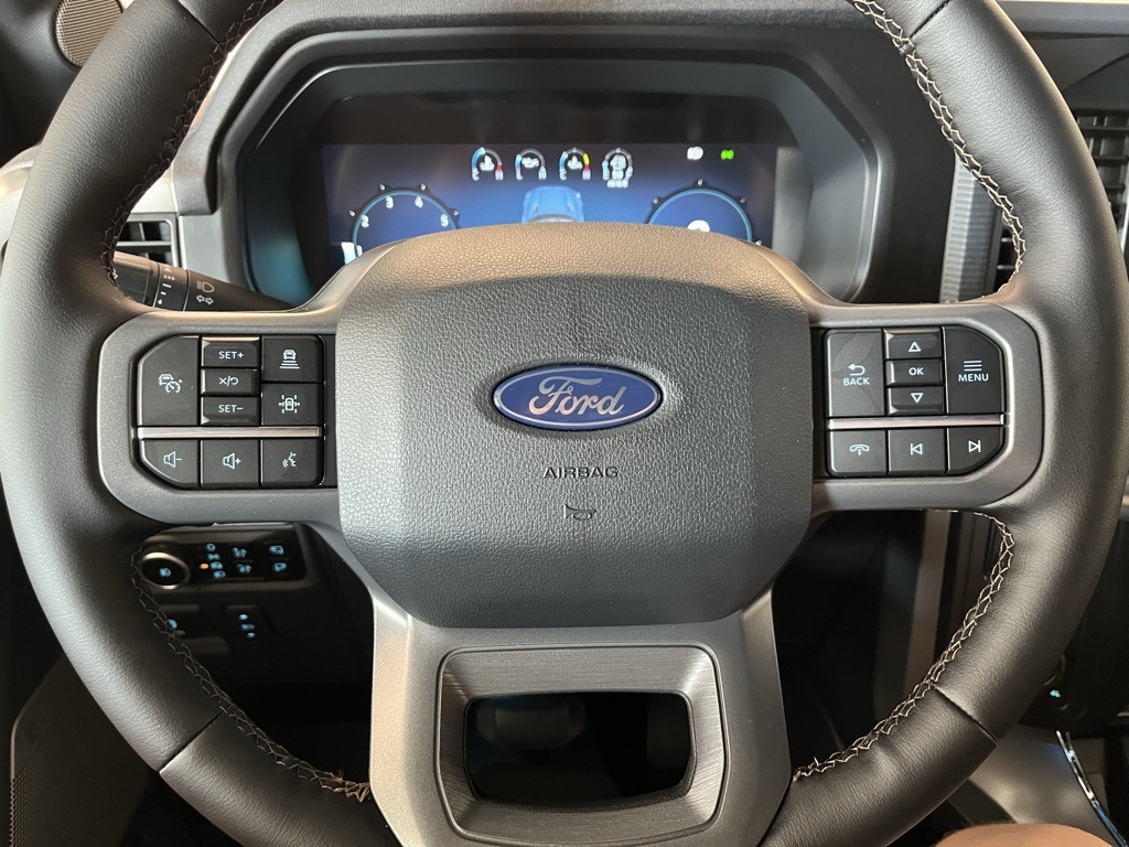 2025 Ford F-150 Lariat photo 14