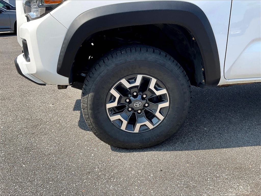 2019 Toyota Tacoma TRD Off-Road photo 7